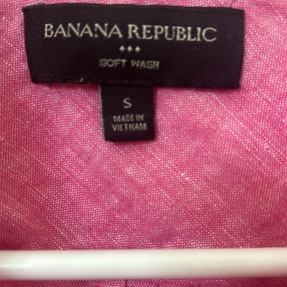 Banana Republic Soft Wash Linen - Picture 2 of 2